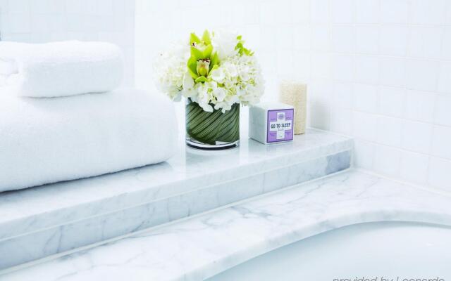 The Luxury Collection Manhattan Midtown Hotel 
