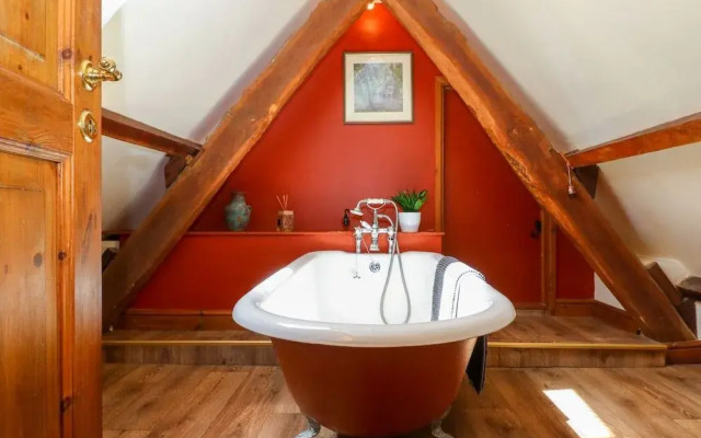 Henmarsh Cottage