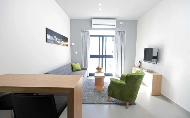 Hillel 11 ApartHotel