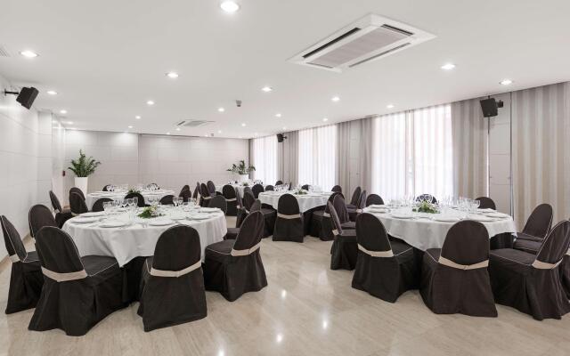 NH Castellón Mindoro Hotel