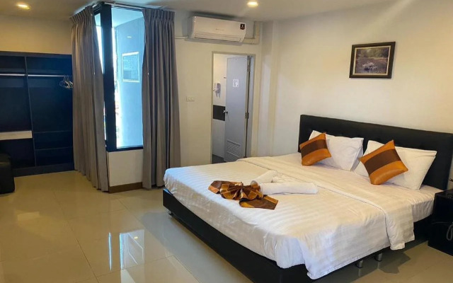 Noble Tarntong Boutique Hotel