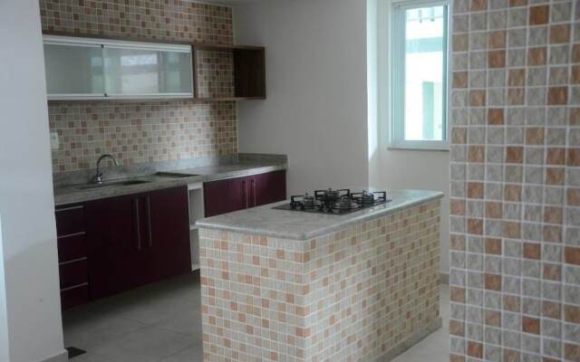 Lindo Amplo 3 Quarto em Prédio Frente Mar