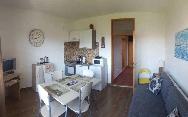 Apartment With one Bedroom in Trogir, With Enclosed Garden and Wifi