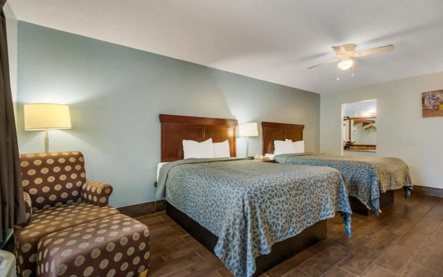 Econo Lodge Inn & Suites Fulton - Rockport