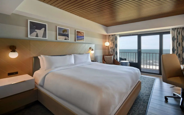 DoubleTree by Hilton Virginia Beach Oceanfront South