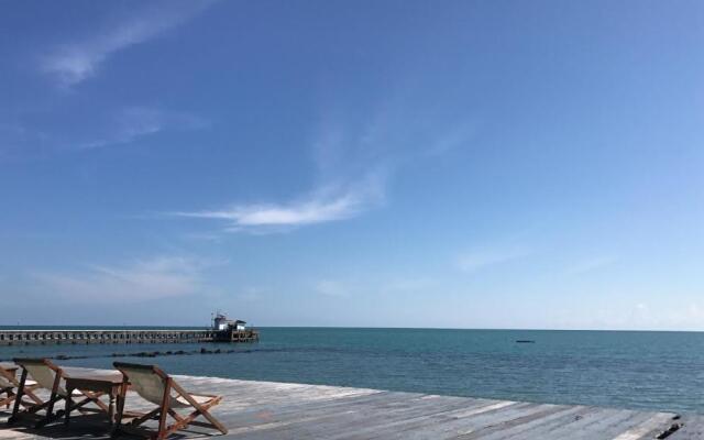 Issara Beach Resort