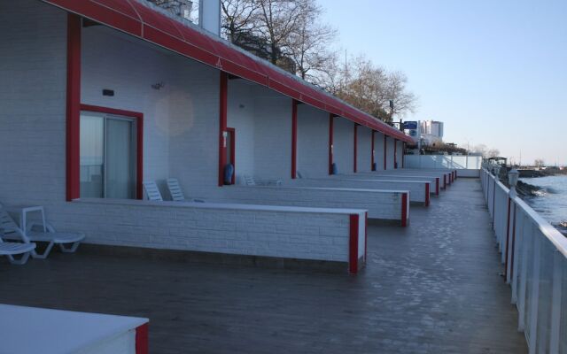 Beyaz Cinar Butik Hotel