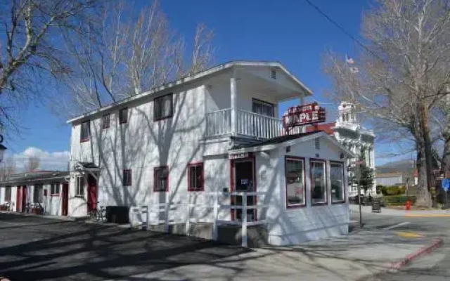 Silver Maple Inn