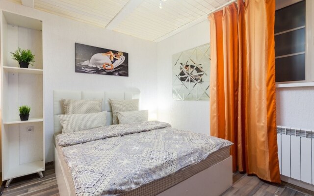 LeoHotels on 4th Sovetskaya,8