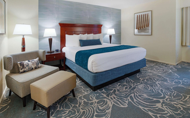 Best Western Plus Carpinteria Inn