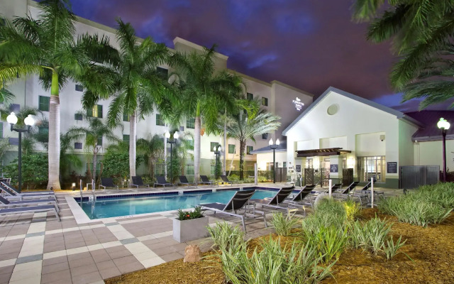 Homewood Suites by Hilton Ft. Lauderdale Airport-Cruise Port