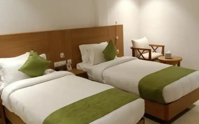 Hill Way Grand