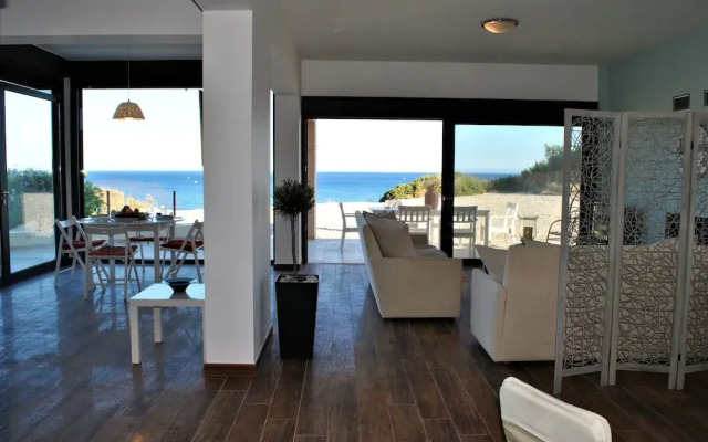 Kiotari Jewel Blue Beachfront Villa