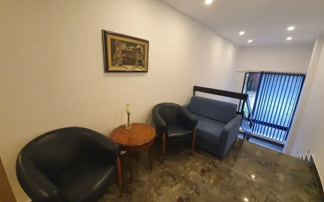 Premium Crown Suites