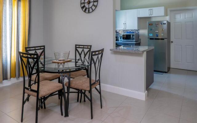 Hamilton @ Oceanpointe a serene 2bed 2 bath Villa