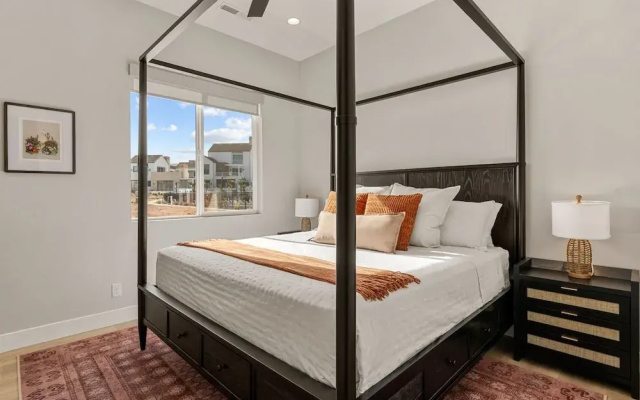 Terra Rossa 8 Bedroom Townhouse