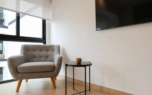 w Splendid 1BR Duplex in Miraflores