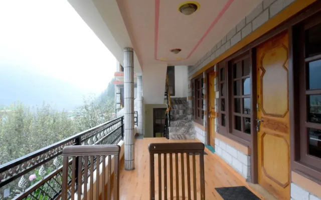 OYO 18337 Dishant Cottage