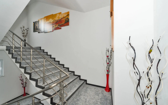 Business Life Hotel Gunesli