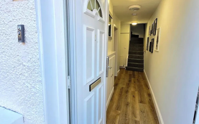 3-Bed Home in Glasgow