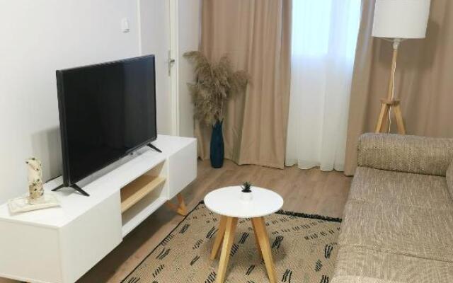 Apartment Tajchi, 5 min from Rixos Beach