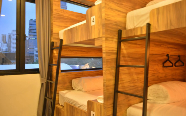 Rezt Bangkok - Hostel