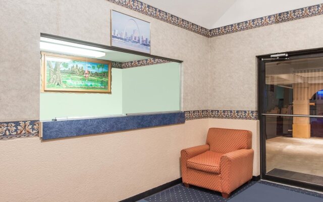 Knights Inn Wentzville