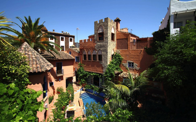 Amanhavis Hotel
