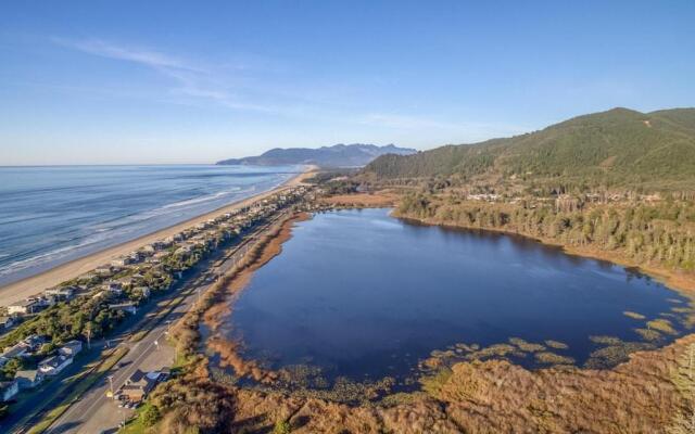 Whale Watcher Condo #1