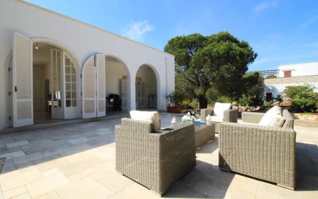 Perla Bianca Luxe Villa