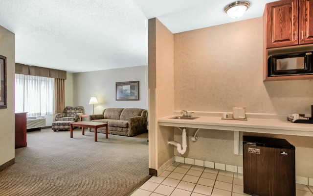 Comfort Inn & Suites