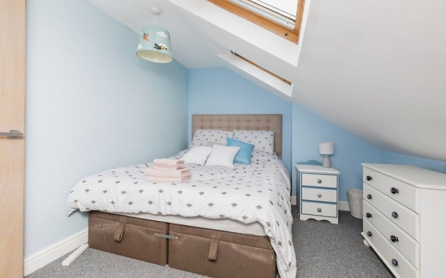 Spacious 6-bed Family Retreat Bristol