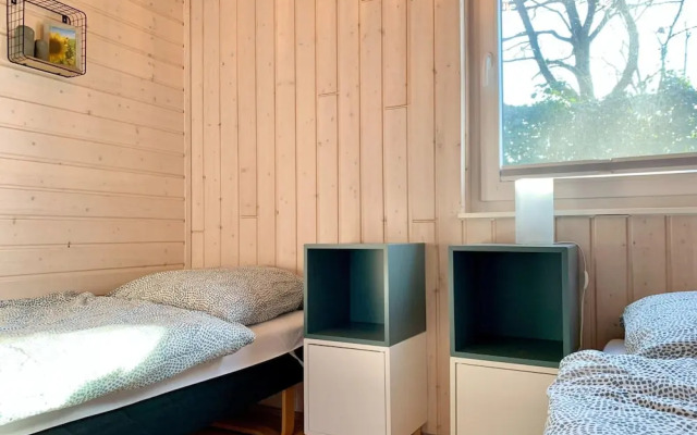 Lovely Holiday Home in Dummer Near Lake