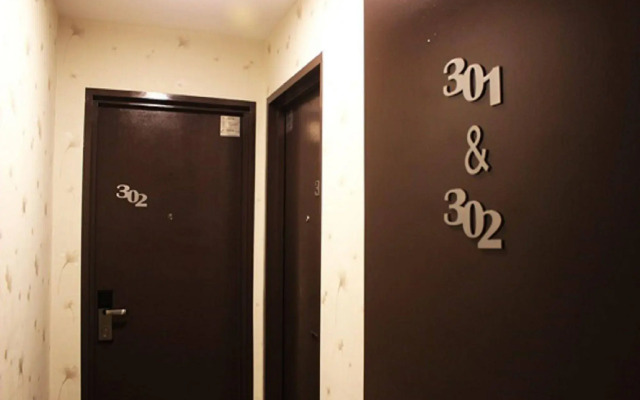 Rock & Roll Hotel