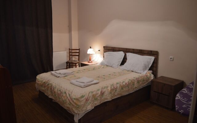 Apartment Pikris Gora