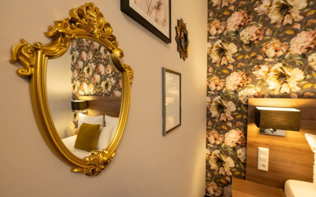 V Boutique Hotel