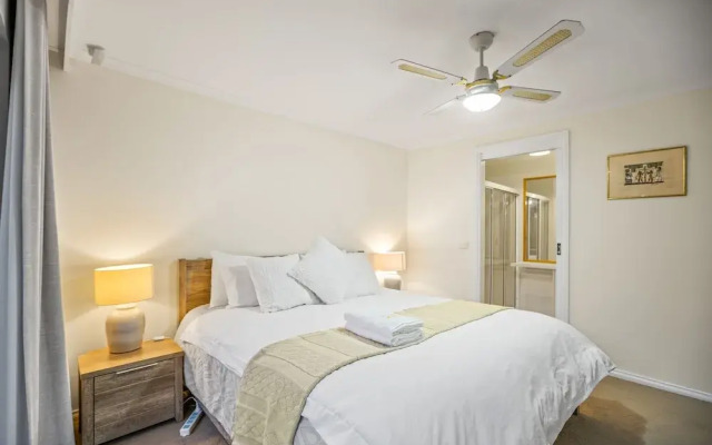 StayAU 4BR Spacious Nature Retreat