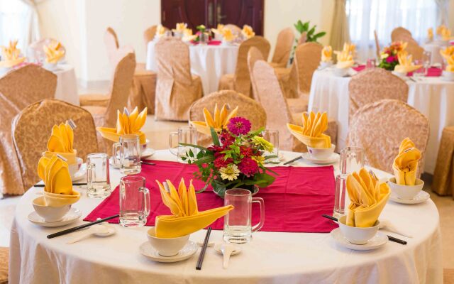 Golden Coast Resort and Spa