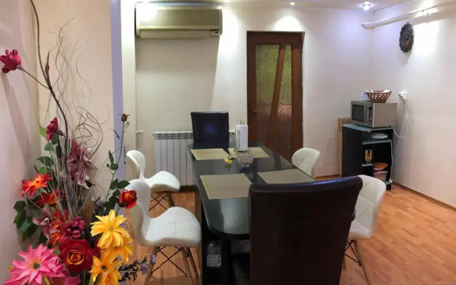 3-Room Delta Modern Residence