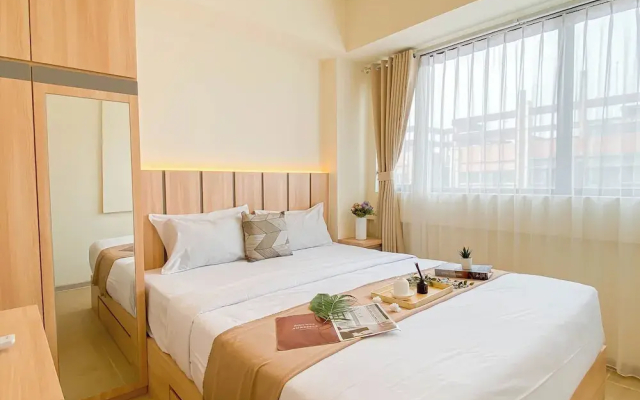 Warm 2Br Apartment At Meikarta