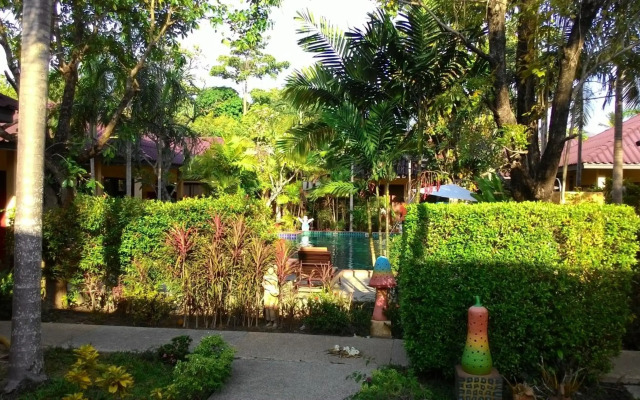 Happy Cottages Phuket