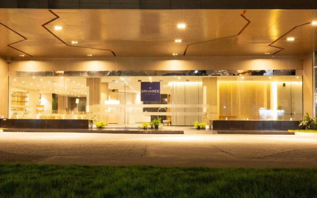 Le Srivaree Suvarnabhumi Airport Hotel