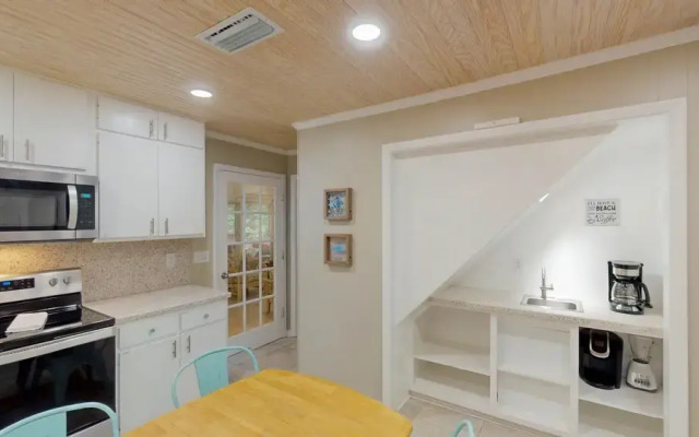 Beachy Sisters B 4 Bedroom Duplex