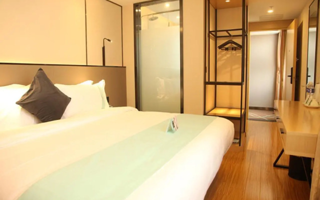 Xana Lite Beijing Shunyi Fengbo Metro Station