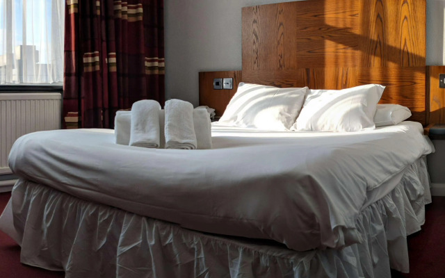 Ramada by Wyndham Loughborough Hotel