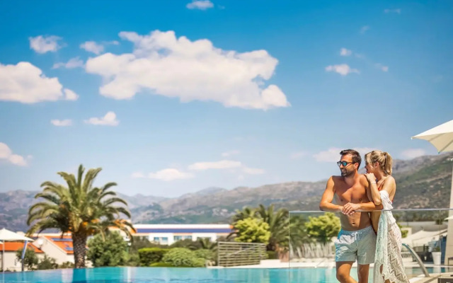 Valamar Lacroma Hotel