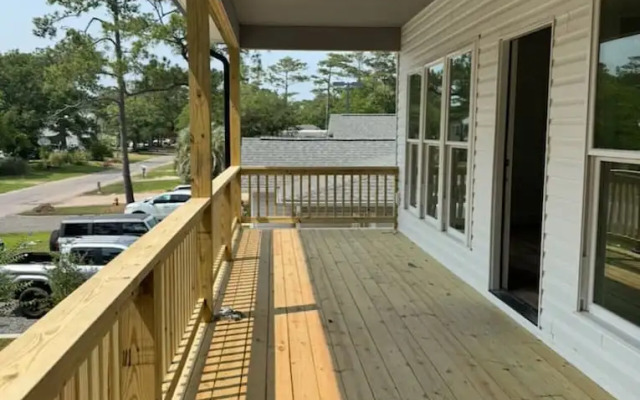 Seaglass Scapes in Oak Island