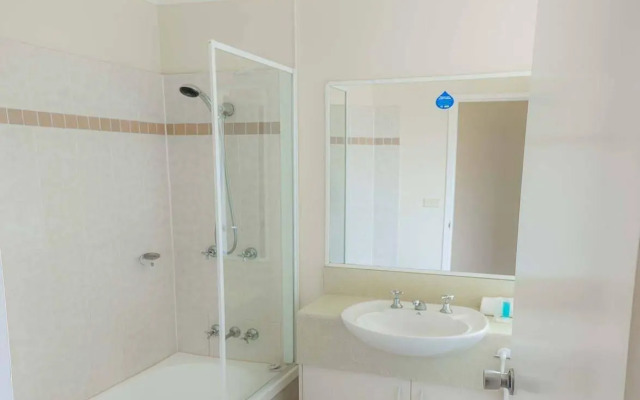 Miami Beachside Holiday Apartments
