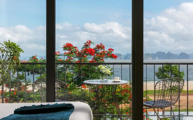 La Batisse Resort Halong