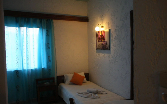 Violetta Hotel